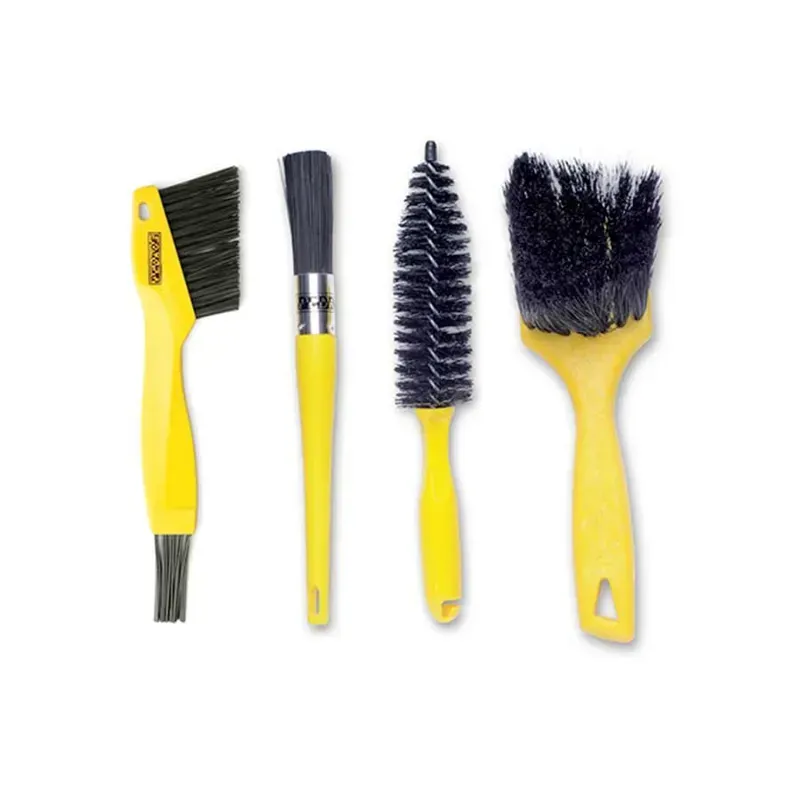 Pedros Pro Brush Kit in Yellow