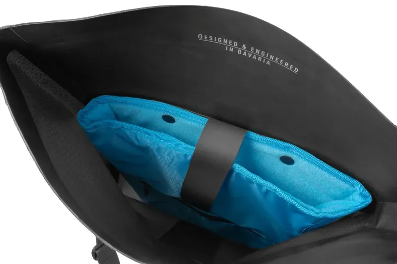 Acid Pack Pro 10 Smlink 2.0 Pannier Bag in Black-3