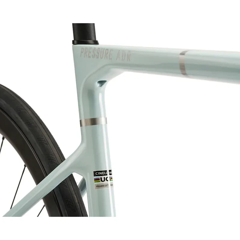 Cinelli Pressure ADR Laser 105 Di2 Cosmic Road Bike in Light Blue-2