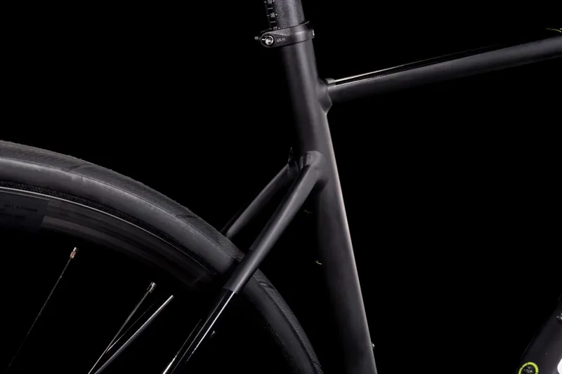 2022 Cube Attain Race Road Bike in Black-3